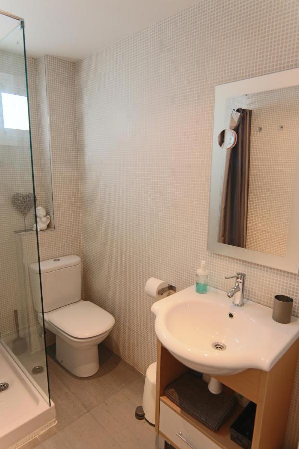 Luminoso. Comodo. Acogedor. Wifi. Junto A Ave Valencia Luaran gambar