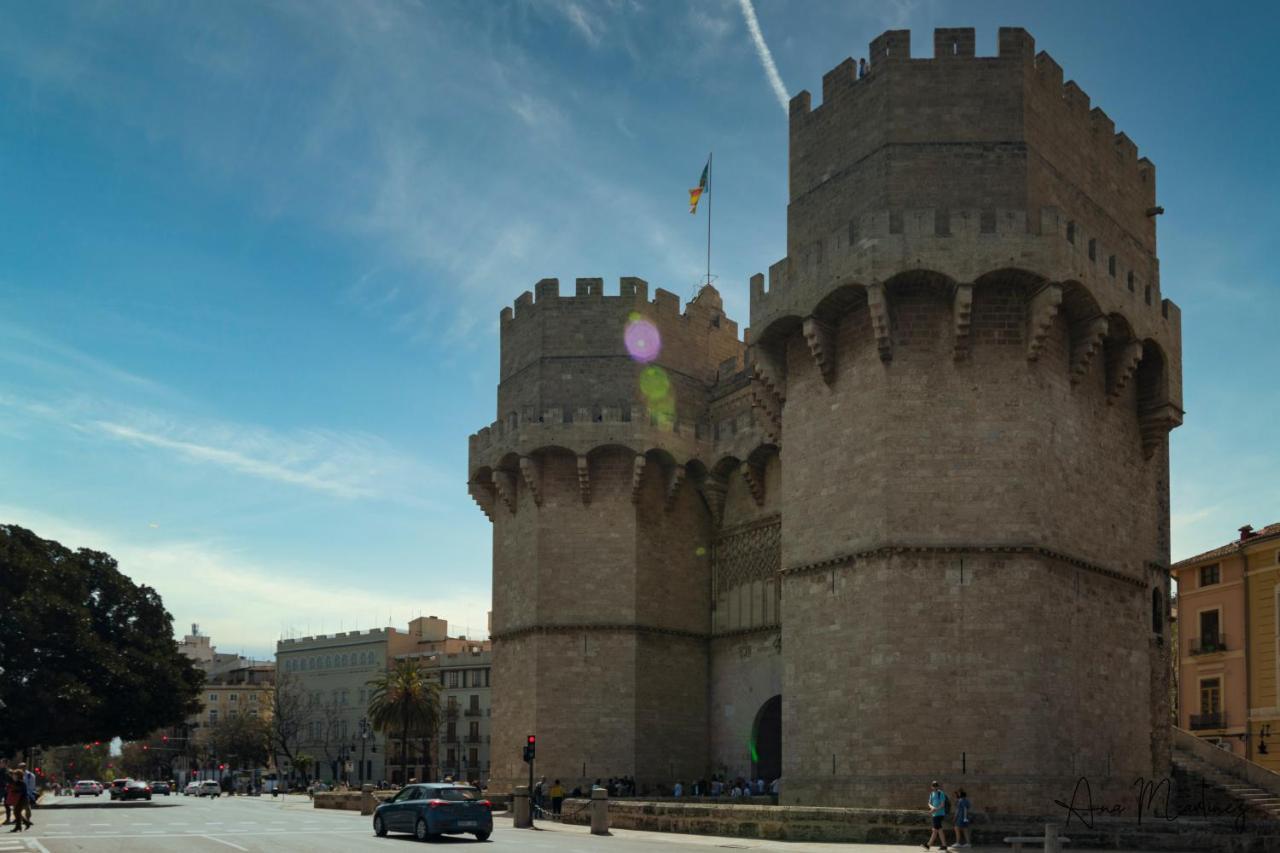 Luminoso. Comodo. Acogedor. Wifi. Junto A Ave Valencia Luaran gambar